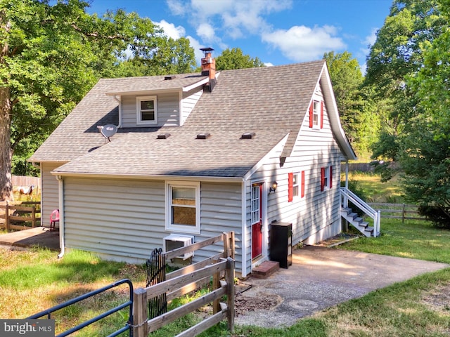 view of front of house