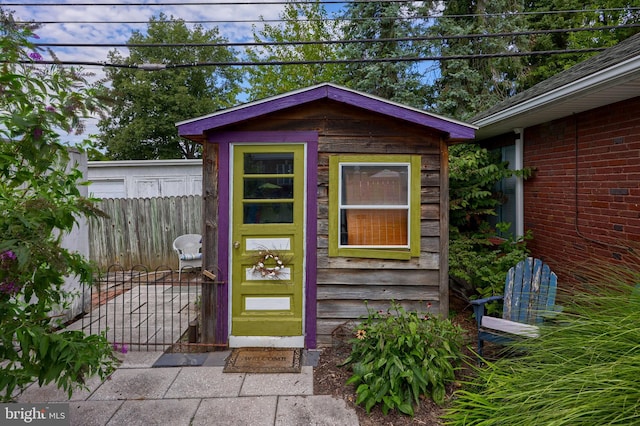 view of outbuilding