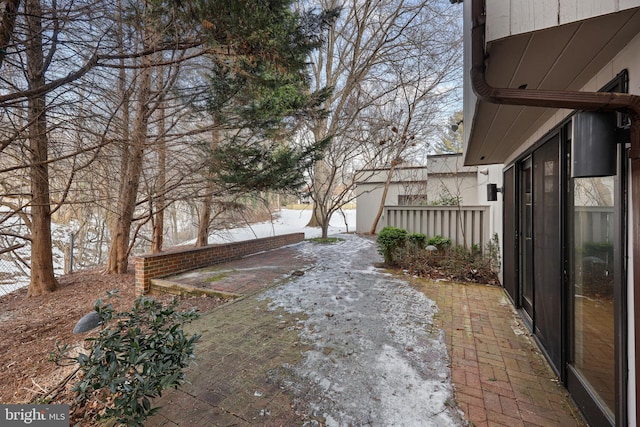 view of yard with a patio