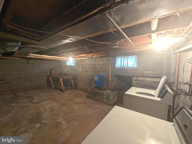 basement with washer / dryer