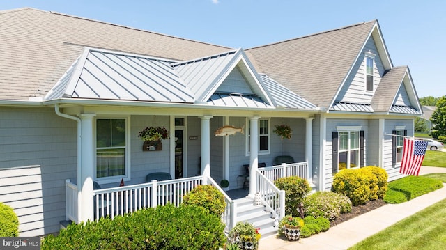 view of front facade featuring covered porch