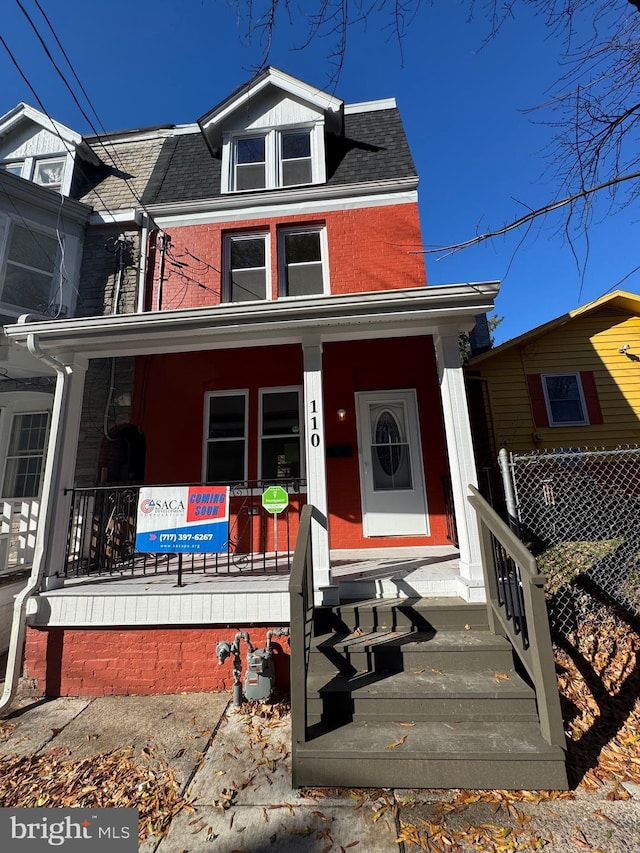 view of front of house featuring covered porch