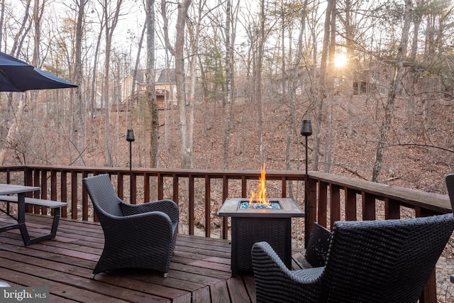 deck featuring a fire pit