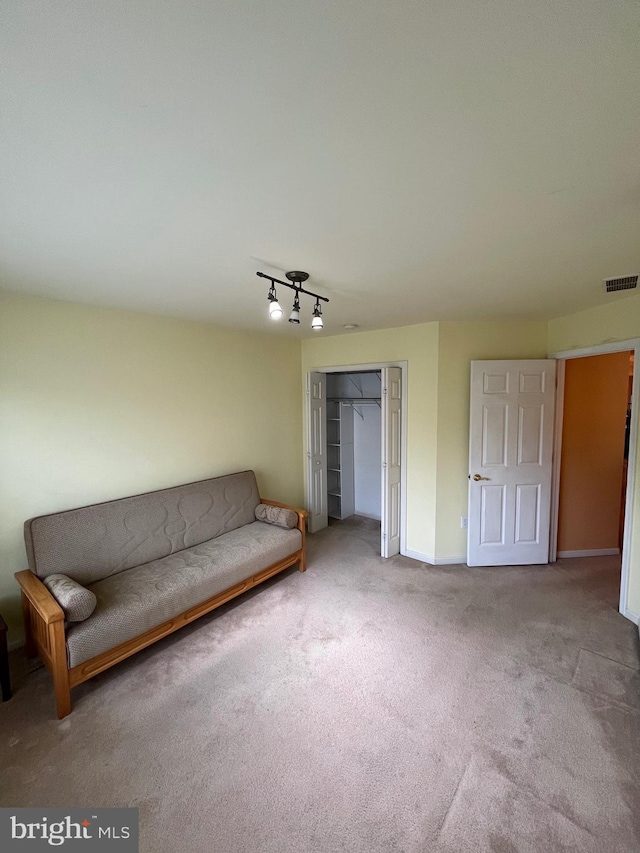 unfurnished room featuring carpet floors