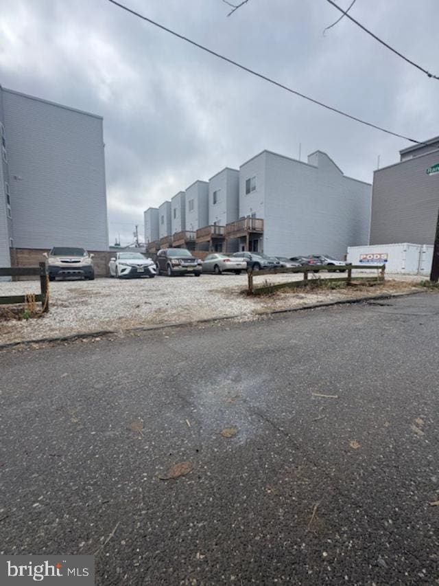 522 Edgley St, Philadelphia, PA 19122