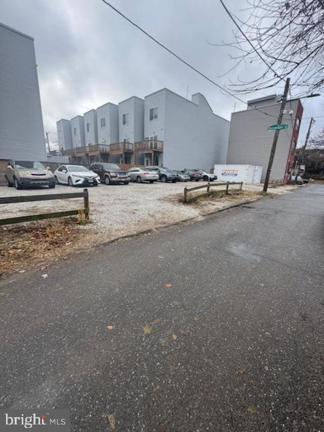 522 Edgley St, Philadelphia, PA 19122