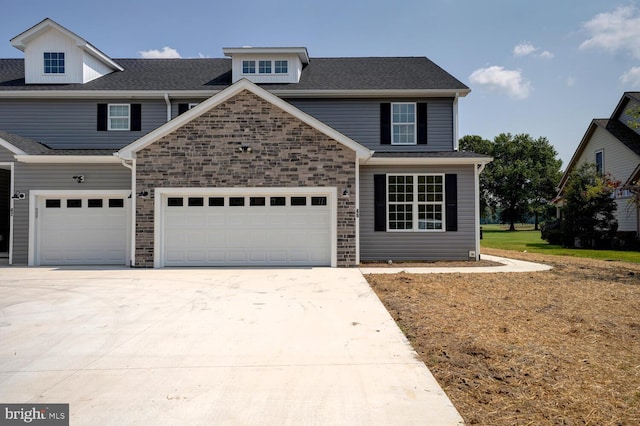 view of front property