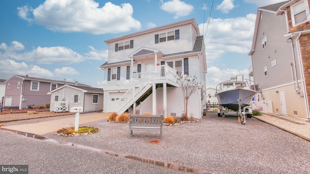 view of front of home with covered porch