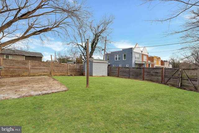 view of yard with a shed