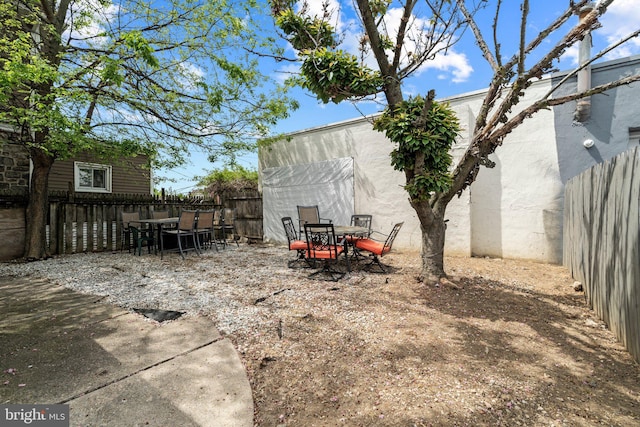 5738 Tulip St, Philadelphia, PA 19135 - fenced backyard with outdoor dining space
