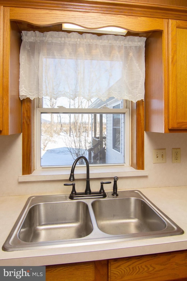 room details featuring sink