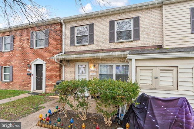 view of townhome / multi-family property