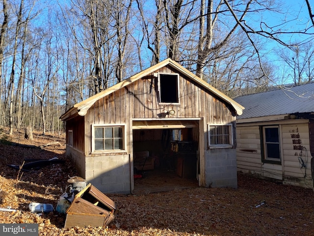 view of outbuilding