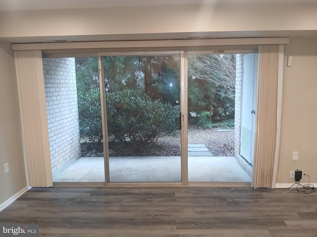 entryway featuring dark hardwood / wood-style flooring