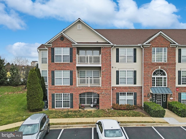 view of townhome / multi-family property