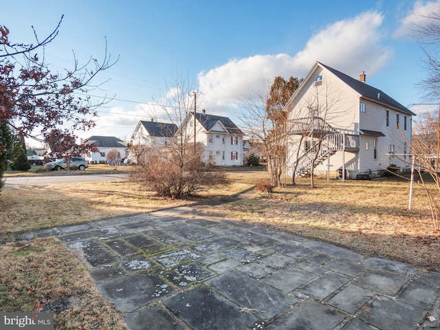 exterior space with a yard