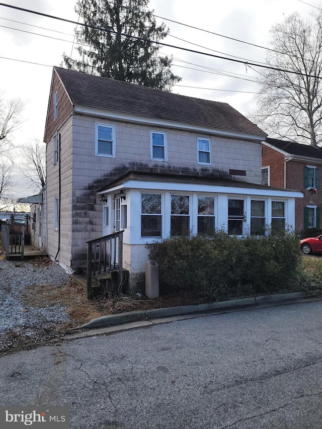 view of front of home