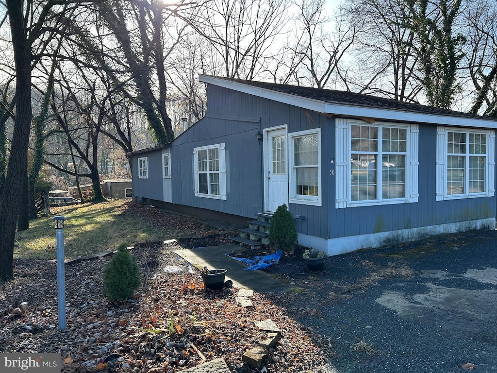 view of home's exterior