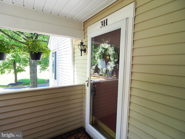 view of entrance to property