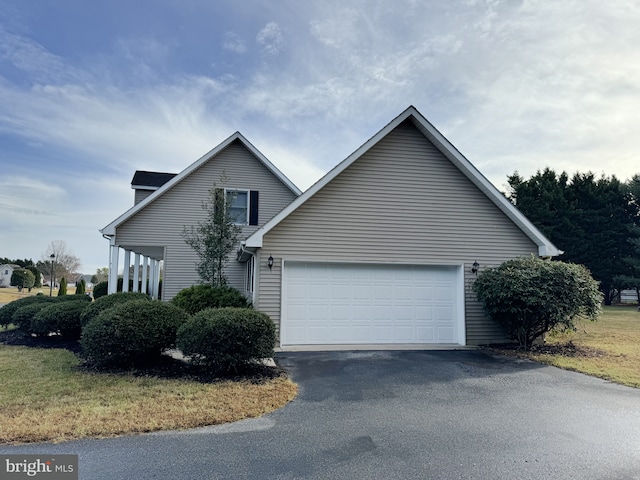 view of front facade with a garage