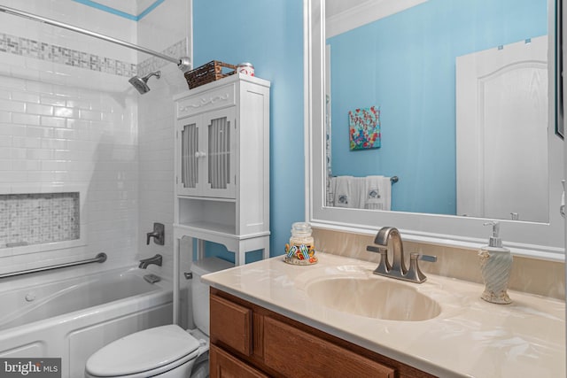 full bathroom featuring vanity, crown molding, shower / bathing tub combination, and toilet