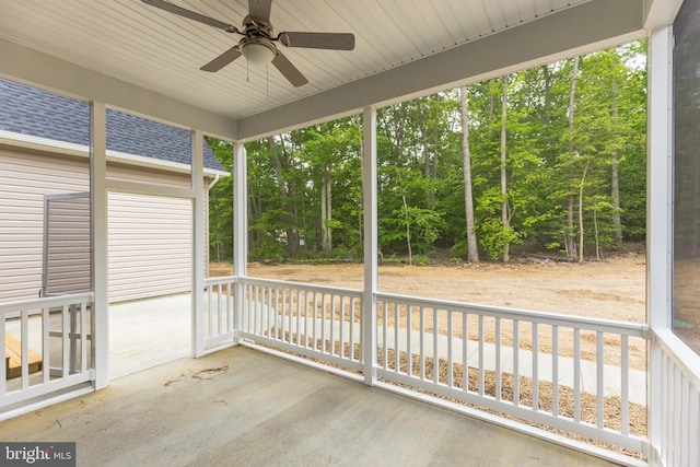 4035 Tamaron Ct, Brandywine, MD 20613 - unfurnished sunroom featuring a ceiling fan
