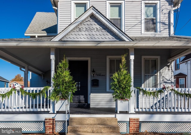 view of front of property with covered porch