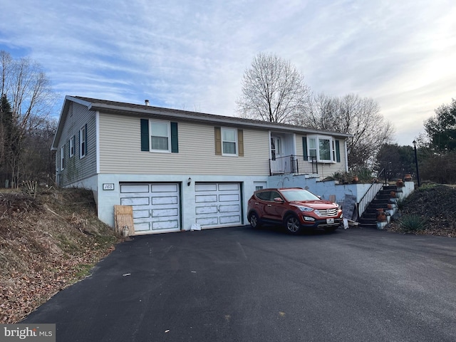 view of front of house featuring a garage