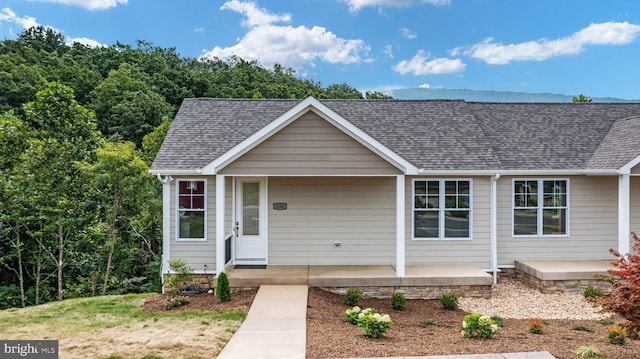 view of front of home featuring a patio