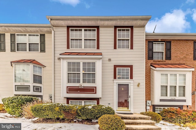 view of townhome / multi-family property