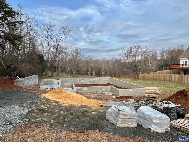 view of yard featuring fence