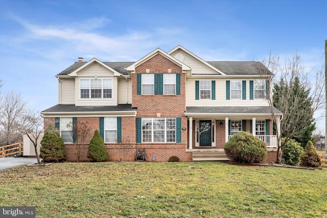 view of front of property with a front yard