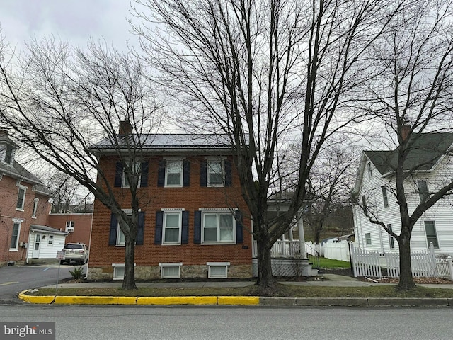 view of front of property