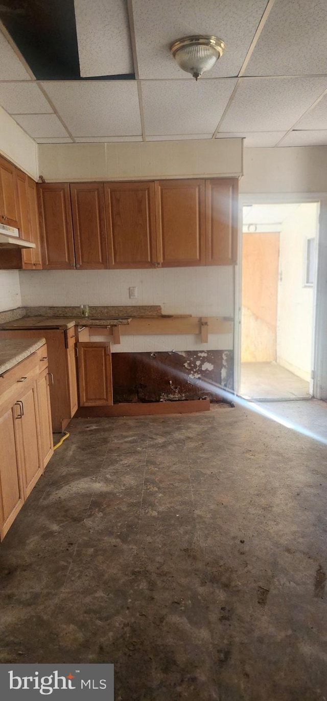 kitchen with a drop ceiling