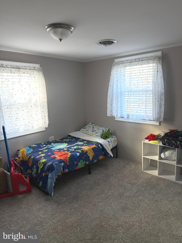 view of carpeted bedroom