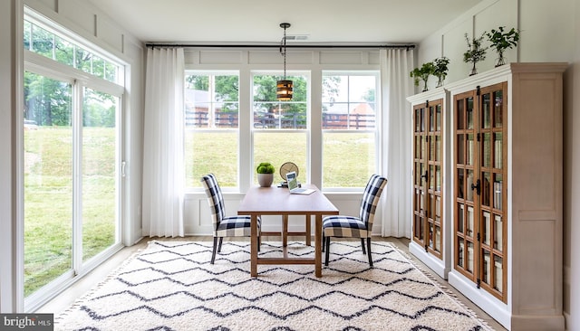 view of sunroom / solarium