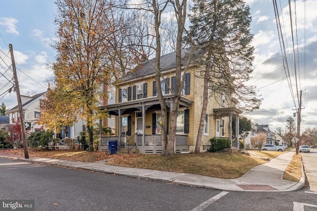 view of front of house featuring a porch