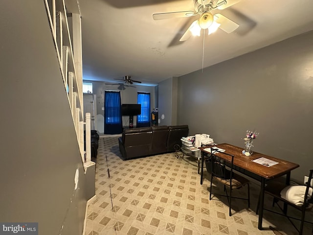 dining area with ceiling fan