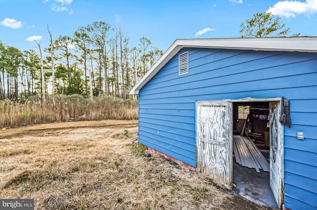 view of outbuilding