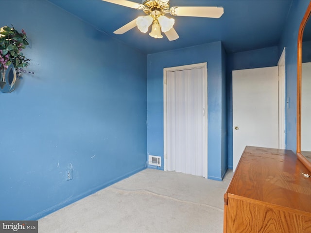 bedroom with carpet flooring and ceiling fan