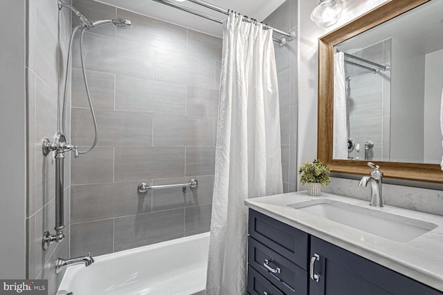 bathroom with vanity and shower / bath combo