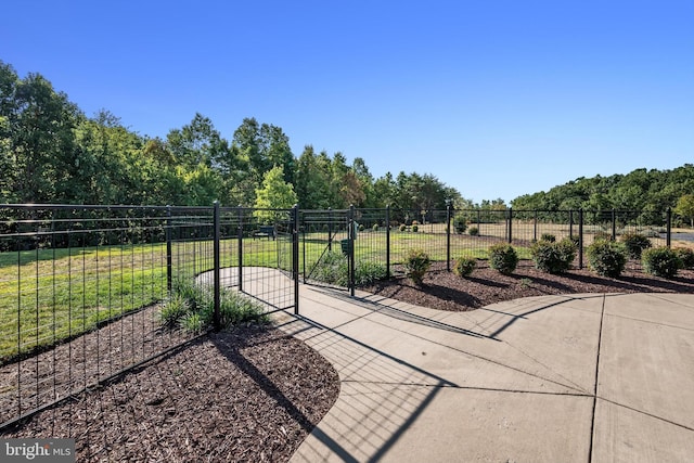 exterior space featuring a rural view