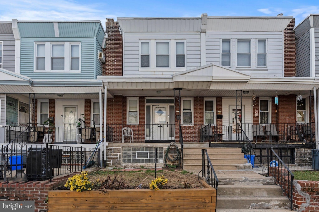 view of townhome / multi-family property