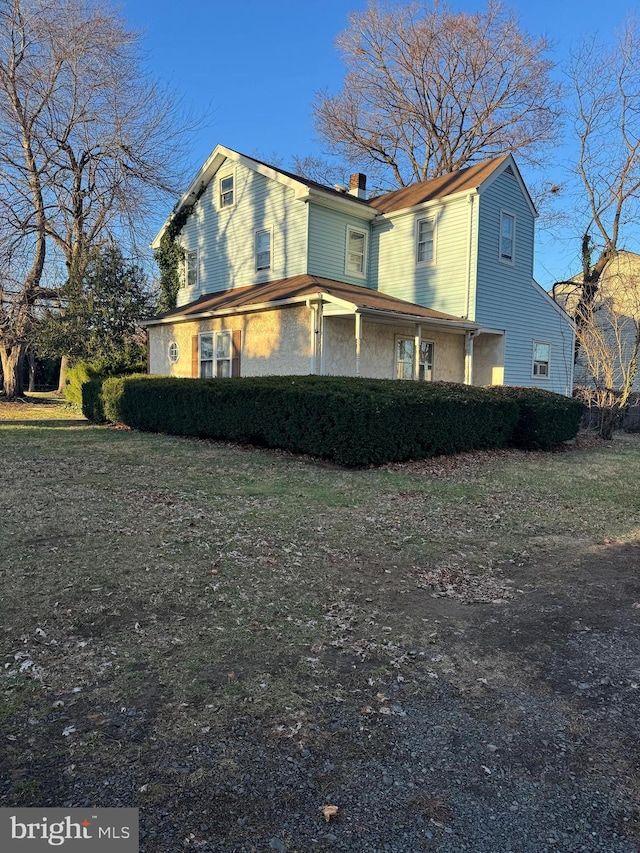 view of side of property