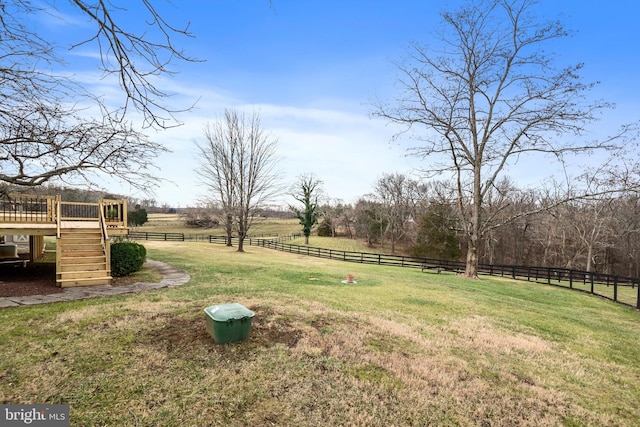 view of yard featuring a rural view