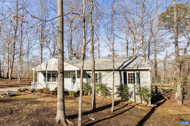 ranch-style house with a porch