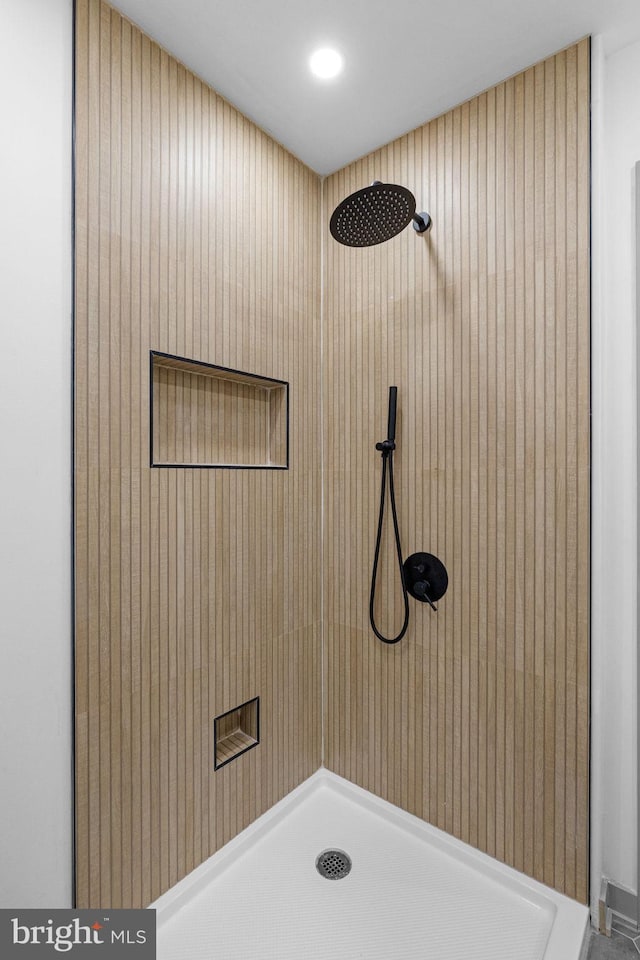 bathroom with walk in shower