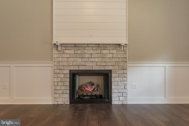 interior details featuring hardwood / wood-style flooring