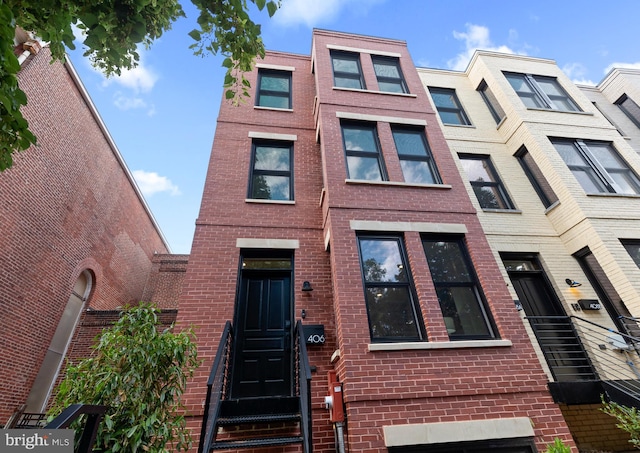 view of townhome / multi-family property