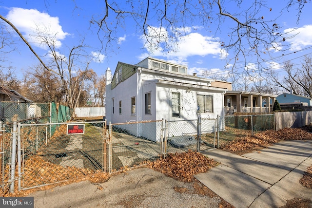 view of front of house